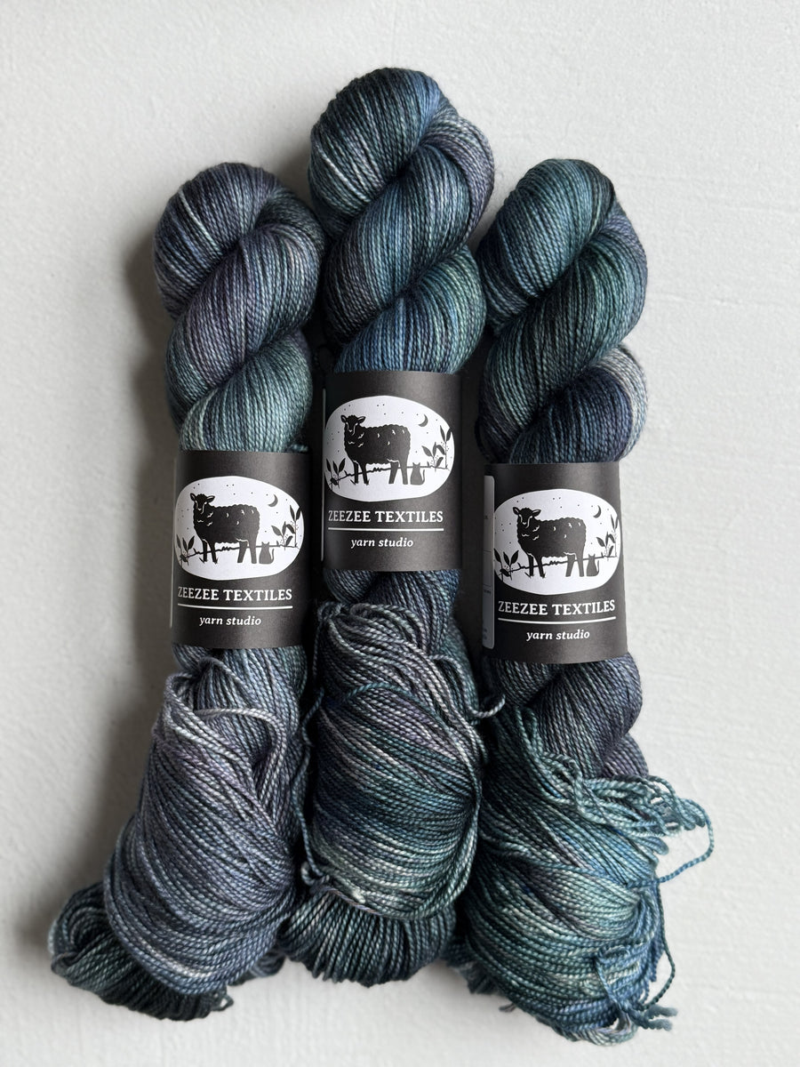 Zee Zee Textiles - Silk Sock