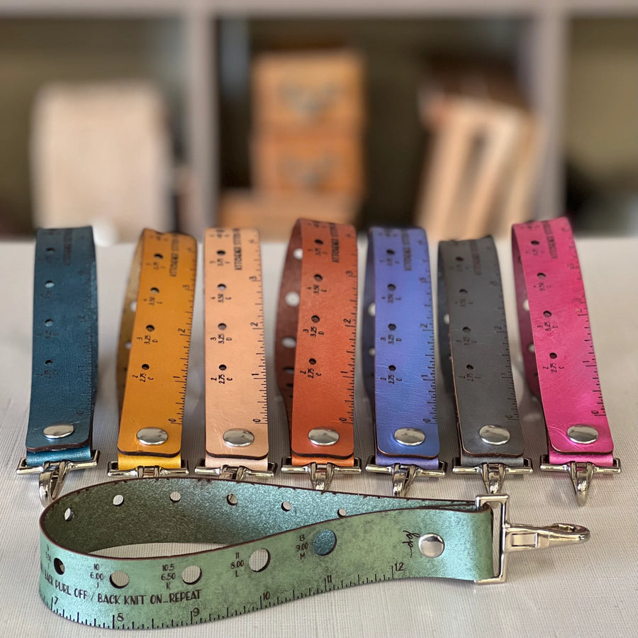 Birdie Parker 6 in 1 Ruler Wristlet