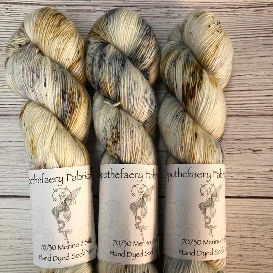 Apothefaery Fabrications - Merino Wool / Silk Single Ply
